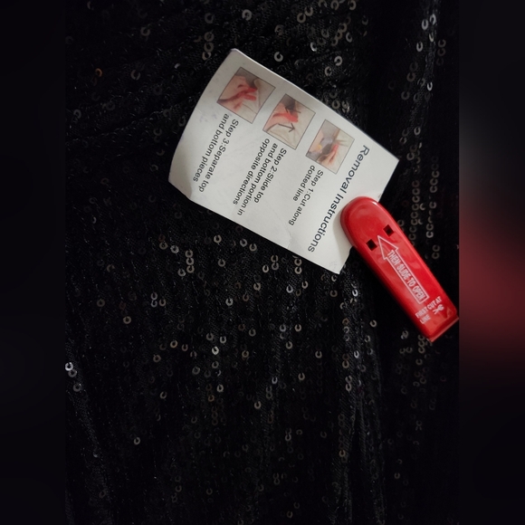 NWT Ieena for Mac Duggal Black Sequined Long Sleeve Gown 12 - Picture 6 of 7